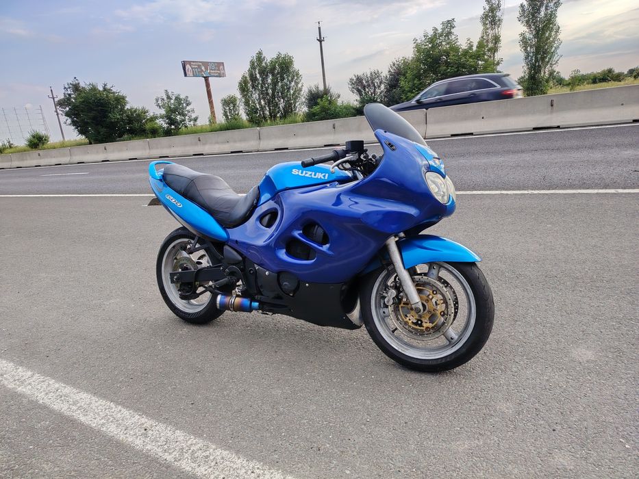 Vând Suzuki GSX-F 2001