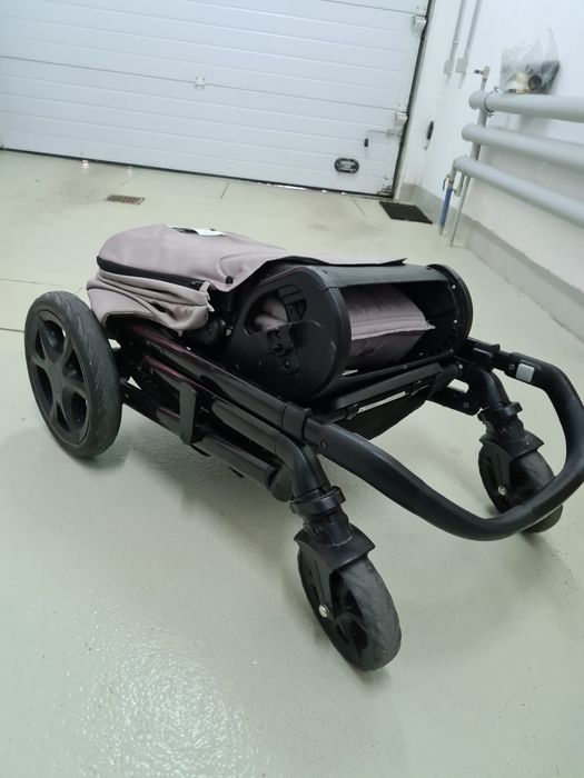 Детска коляска Joie