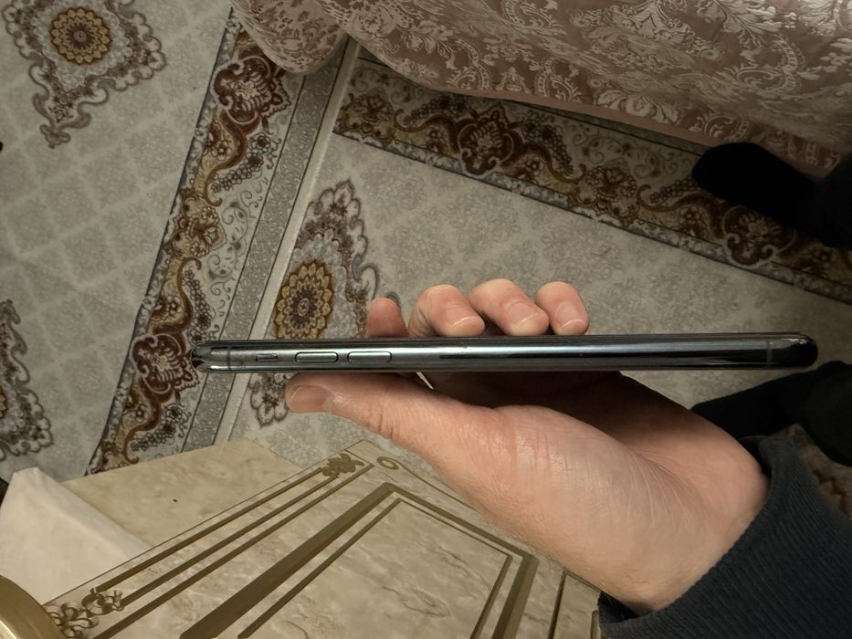 Iphone 11 pro max 256 tali