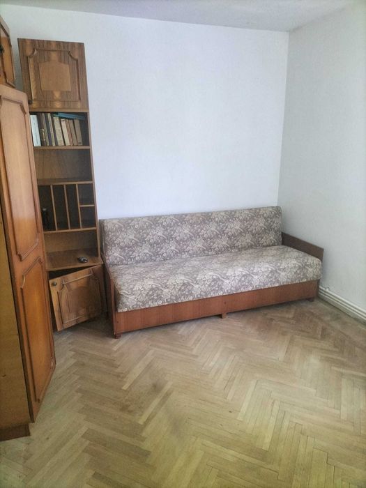 Inchiriez apartament 3 camere zona garii