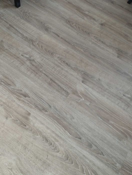 Ламинат под дерево