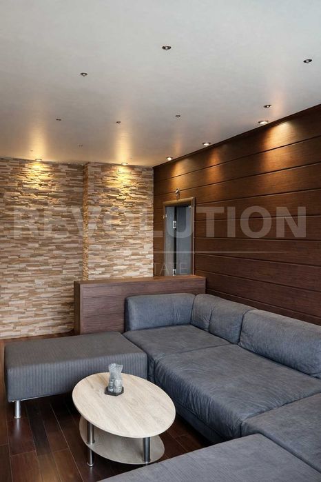 Четиристаен апартамент в ж.к. Дървеница