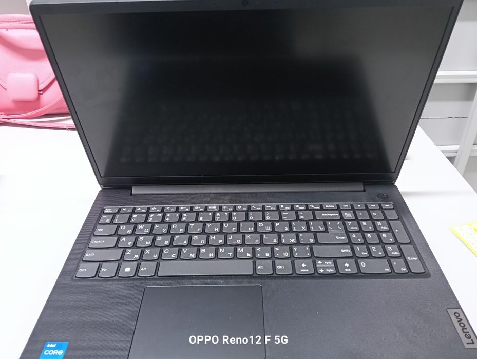 Ноутбук Lenovo 2023
Процессор: AMD Ryzen 5- 7 поколение
Озу:16 гб
Жёст