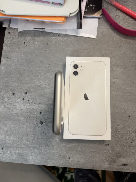 Продам Iphone 11 128 Гб