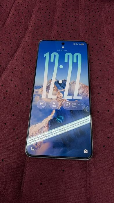 Продам телефон IQOO NEO 10