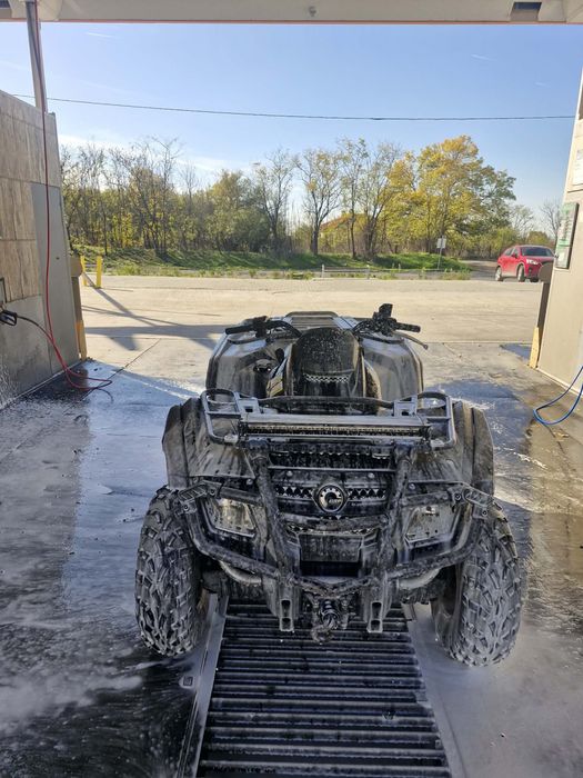 Atv-can am outlander