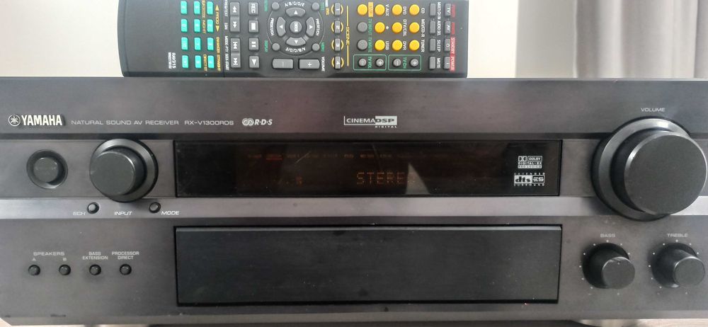 Yamaha RX-V1300RDS 6.1 канала дистанционно