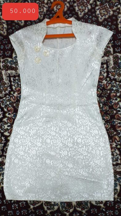 Женская одежда, платье