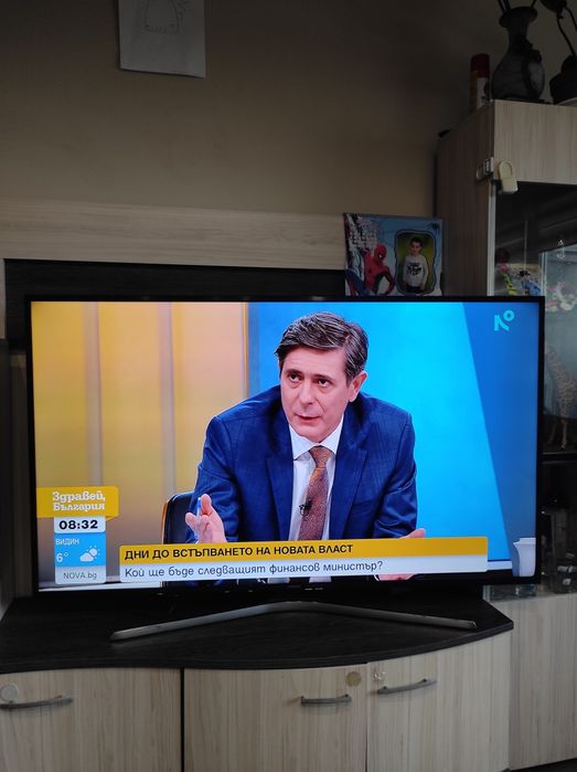 Смарт Телевизор Samsung 55 инча Ultra HD 4K