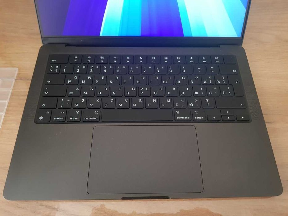 MacBook Pro 14 2024