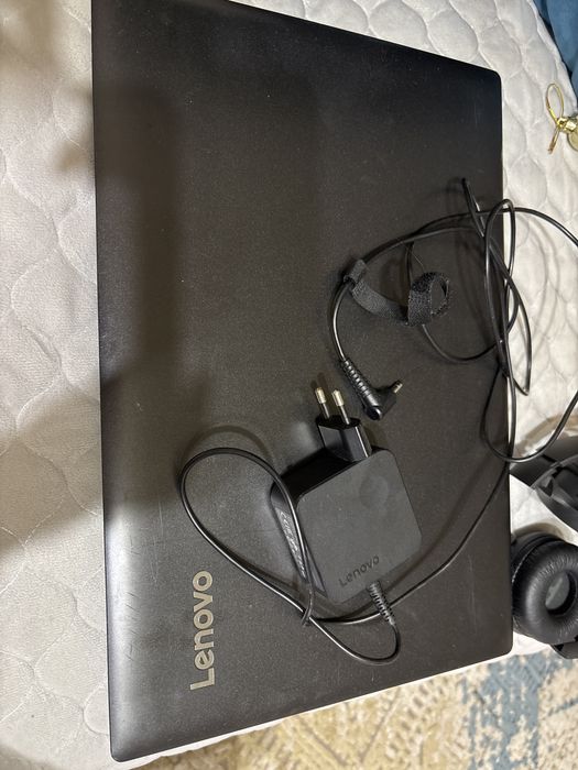 Ноутбук в хорошем состояний