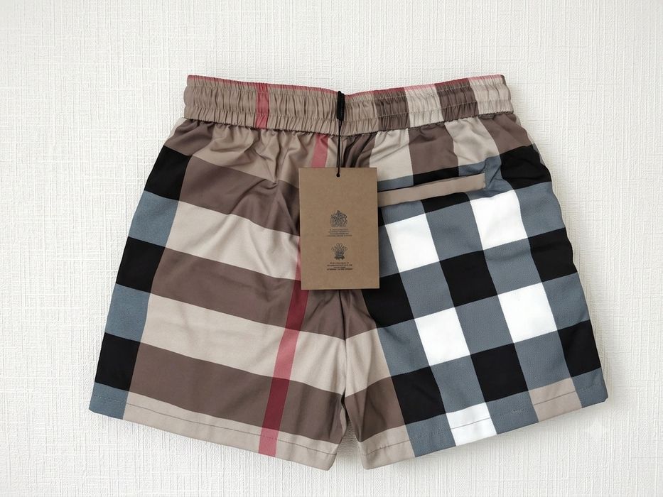 Burberry Shorts | Pantaloni scurți Burberry | M |