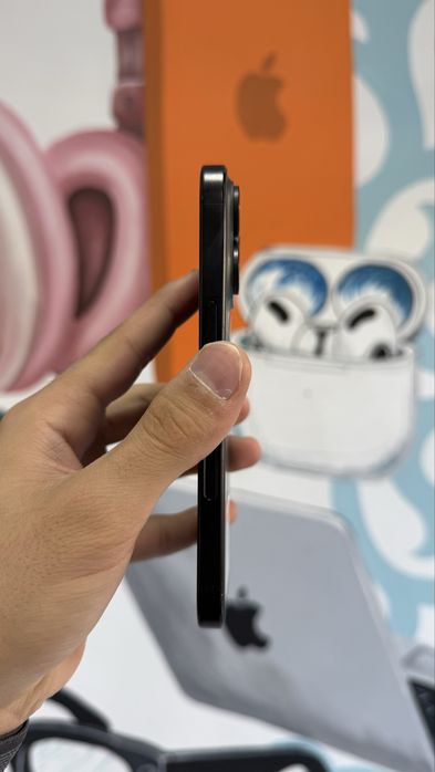 iPhone 16 Pro