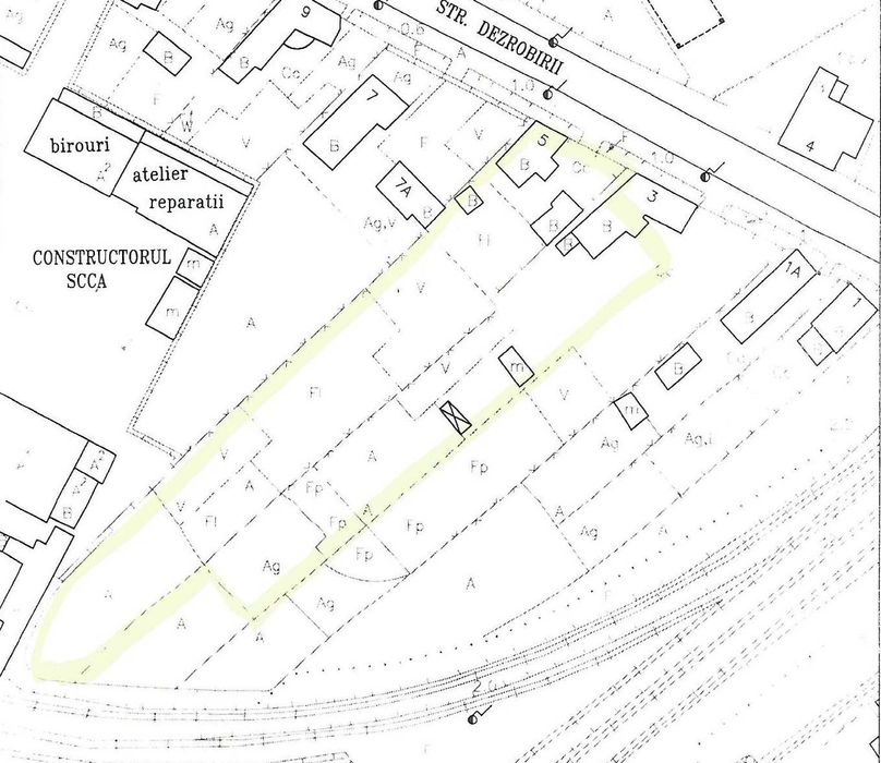 Vând teren in Tg. Mures, suprafata de 4512 mp si Casa sediu firma