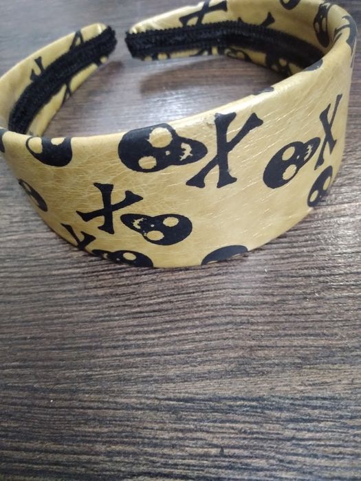 Ободок , широкий , молодёжный.