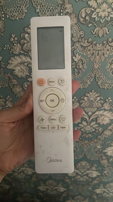 Продаётся б/у кондиционер   на 54кв.м