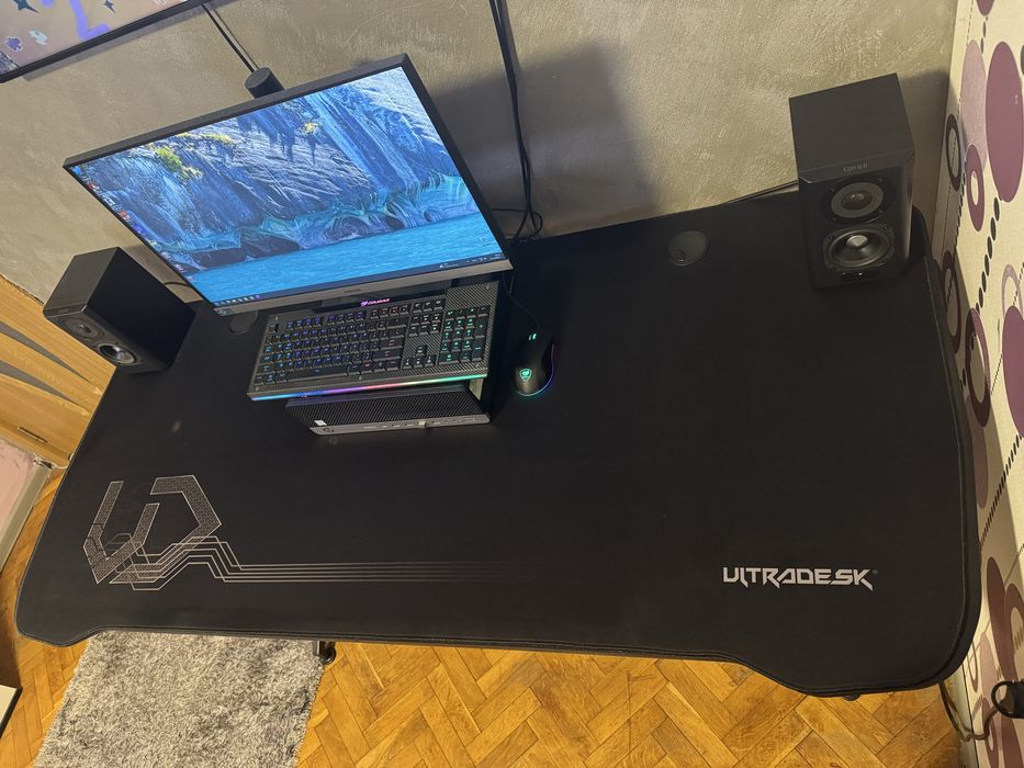 Геймърско бюро Ultradesk Grand PC HP