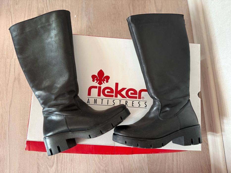 Сапоги длинные новые