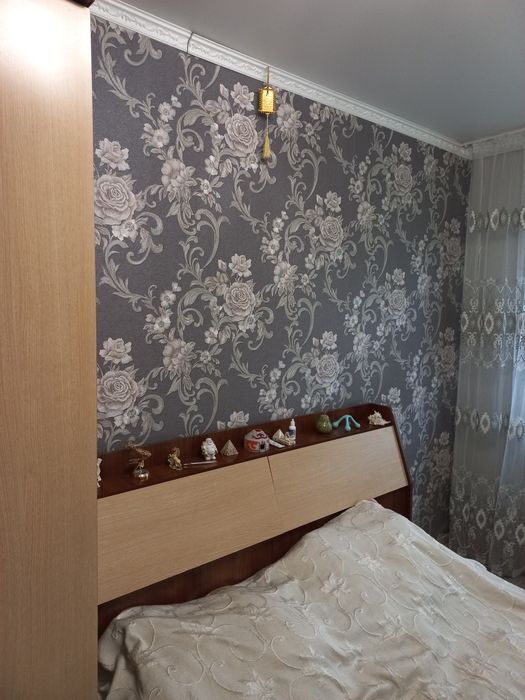 Срочно продаётся 4 комн.квартира