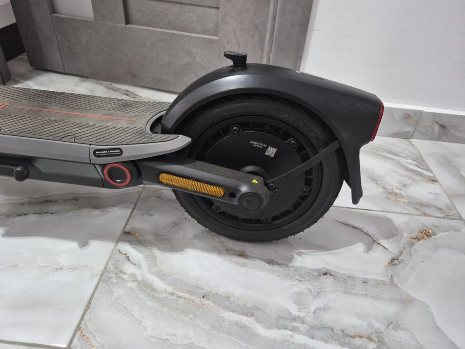 Trotineta electrica NineBot