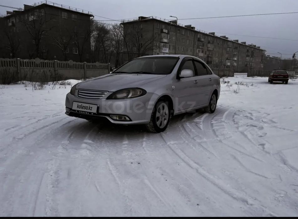 Машина Daewoo Gentra