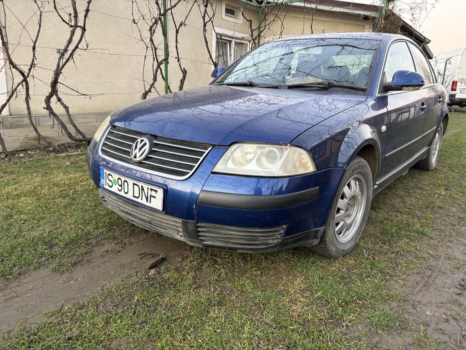 Vând Volkswagen Passat B5.5