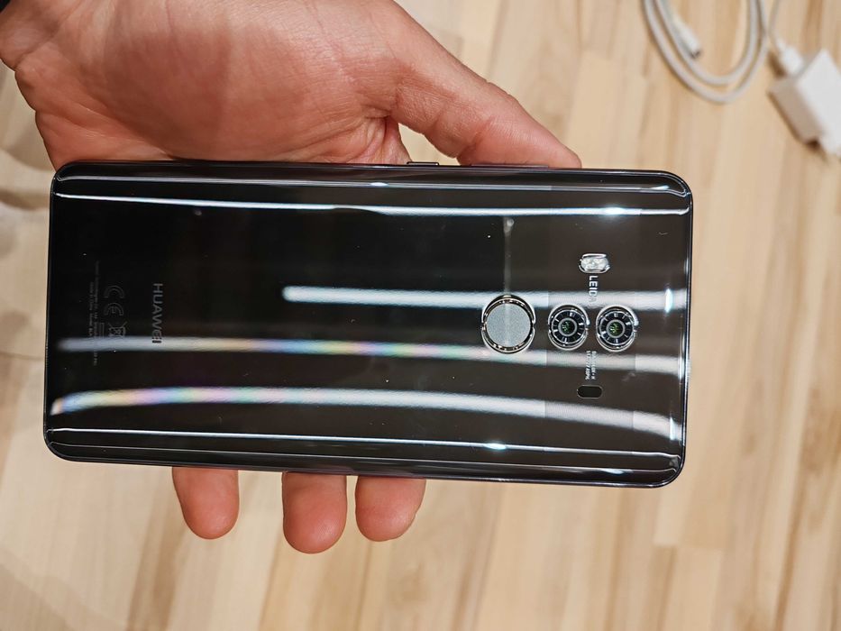 Huawei Mate 10 Pro - Като НОВ