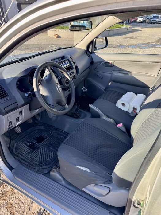 Vand Toyota Hilux 2006, 2,5 D-4D, 4x2