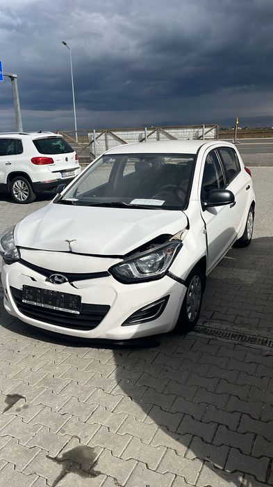 Dezmembram Hyundai I20 1.1 diesel si. 2012