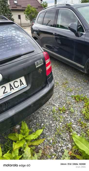 Skoda Octavia 2 cu motor defect(cod motor BLS 1.9 TDI 105cai))