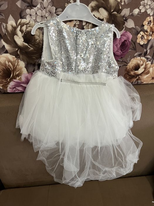 Продам детское платье