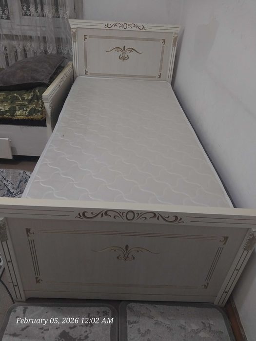 Односпальная кровать