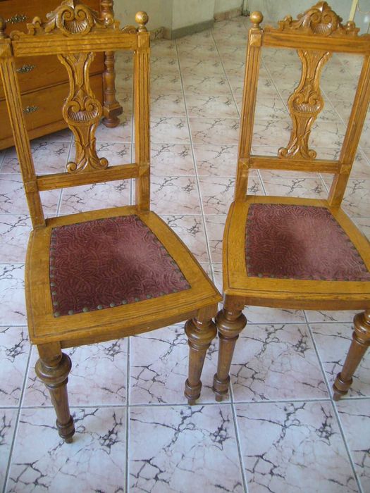 Старинни Двойки Столове - Големи Намаления !