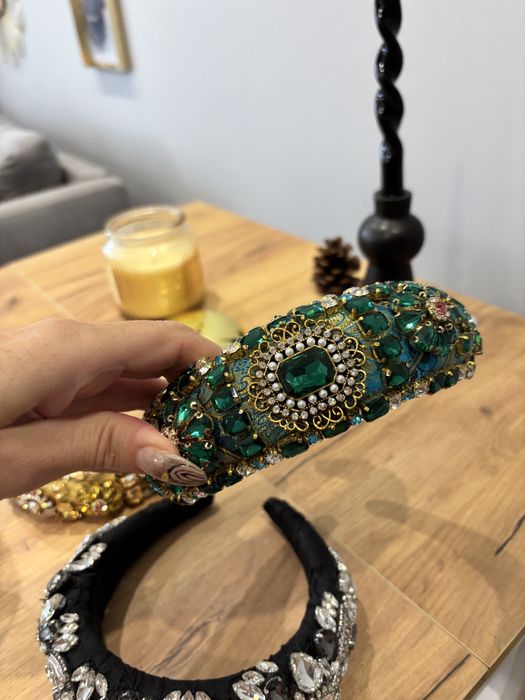 Диадема тиара с камъни корона сватба