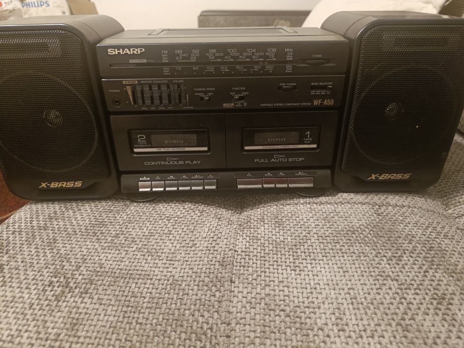 Продам магнитофона Sharp wf-a 50в идеальном состоянии