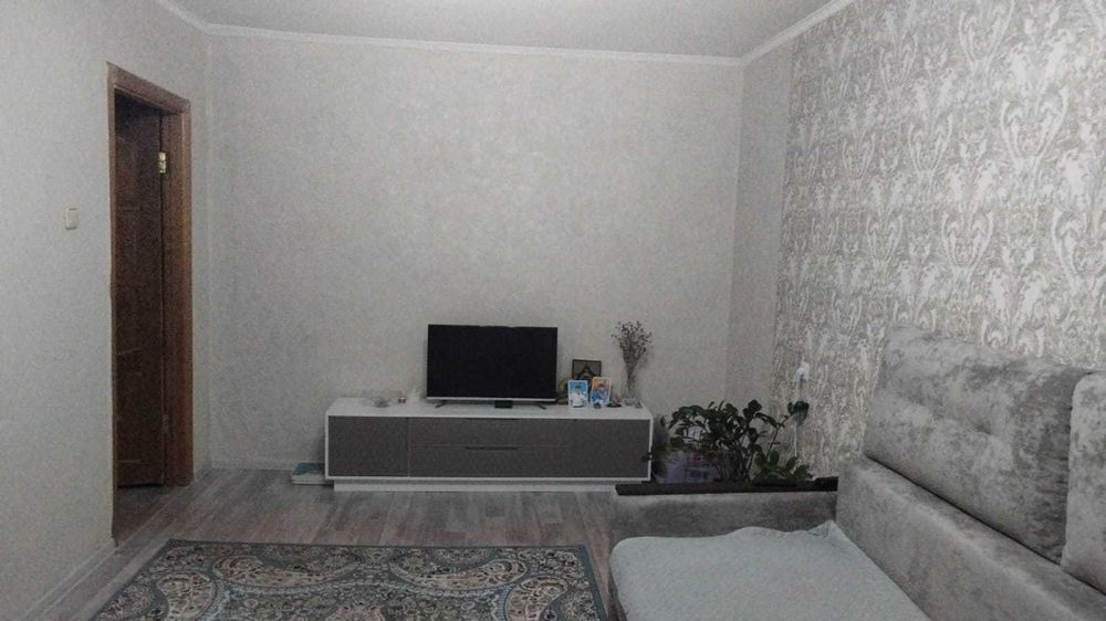 Продается 2-х комнатная квартира в центре