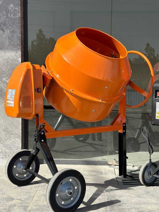 Бетона мишалка Бетонамешалка bitonasmestitel bitonmishalka 250l