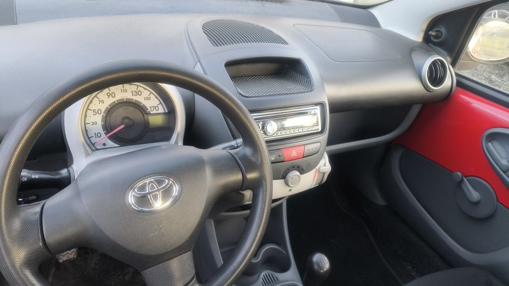 Toyota aygo 1.0 benzină