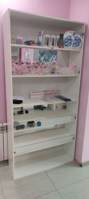 Продам мебель для магазина