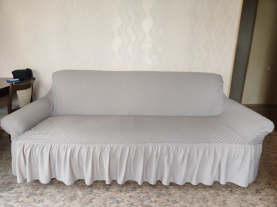 Продаю диван и 2 кресла