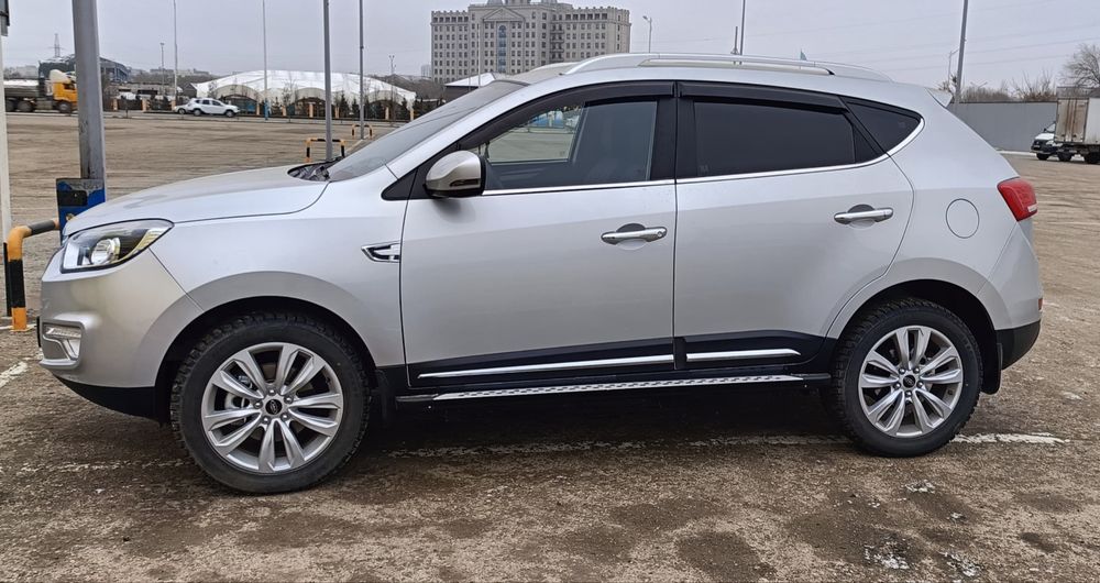 Продам автомобиль JAC S5