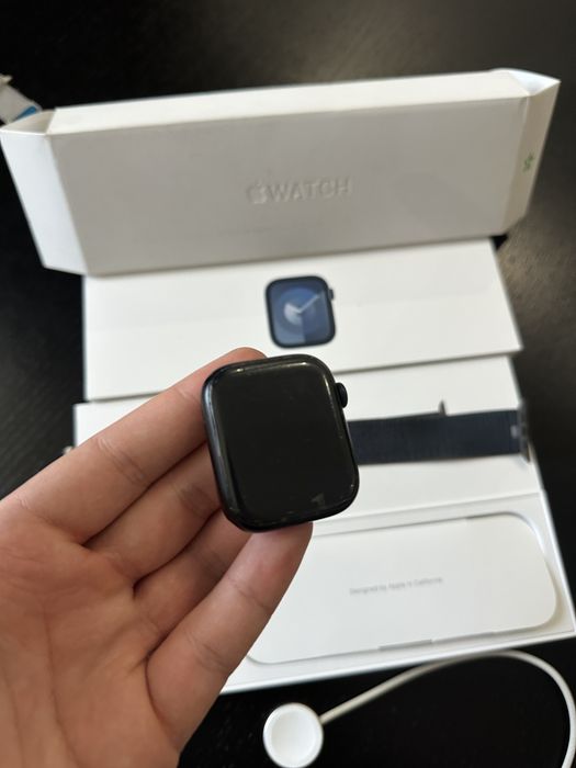 Apple Watch Series 9 45mm Cellular Midnight | Cutie +incărcator + multe brățări