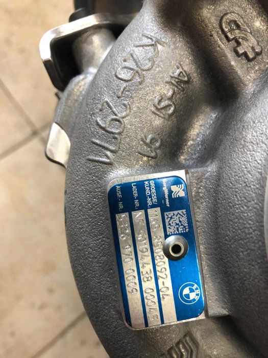 BMW - к-кт турбо голямо и малко нови оригинални- 3.5D ; 4.0D - 313кс.
