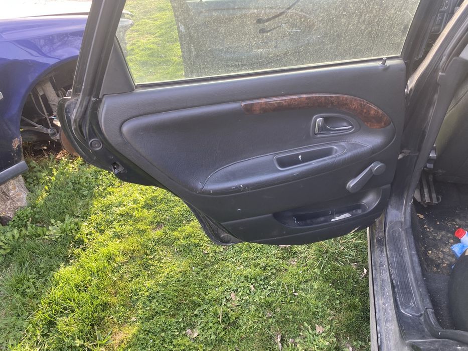 Volvo V40 99 г 1.9 95кс колата се продава на части