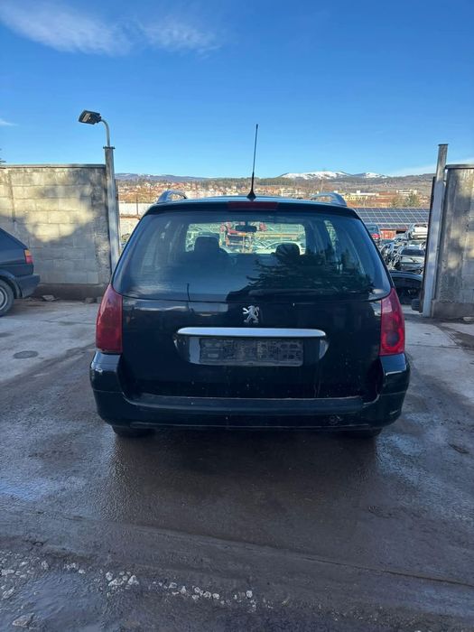 Пежо 307 1.6i само на части
2005г
1.6i 16V 110hp
-панорама
-15’ д
