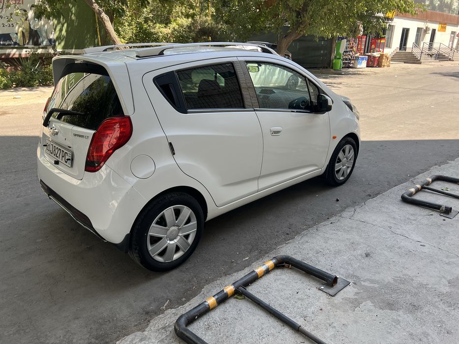 Chevrolet Spark sotiladi