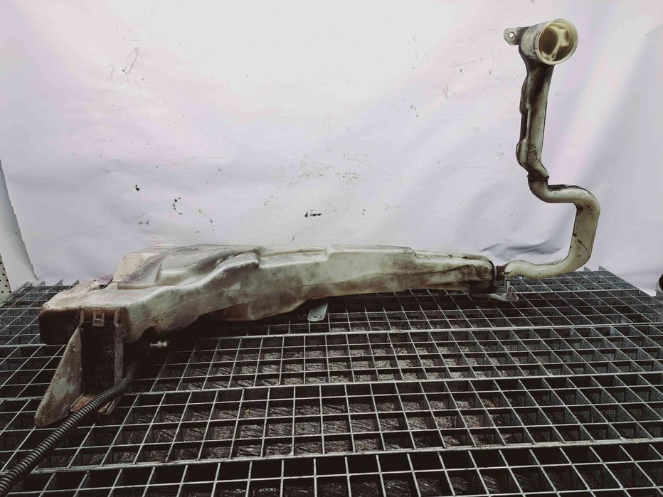 Vas lichid parbriz Volkswagen Touareg (7LA, 7L6) [Fabr 2003-2010] 7L0