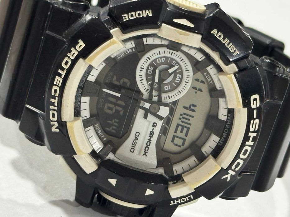 Casio  G-Shock GA-400