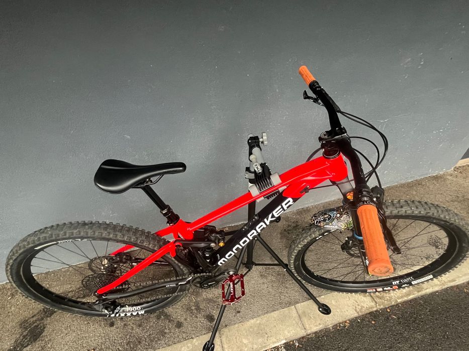 MondrakeFoxy R 2022 – Size S – Öhlins – SRAM Code R