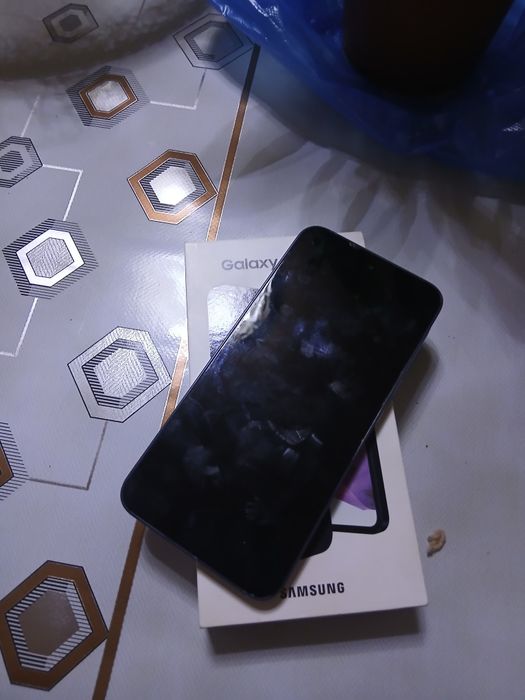 Самсунг а16 а35.